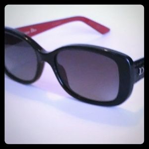 Dior Lady in Dior 2 Sunglasses